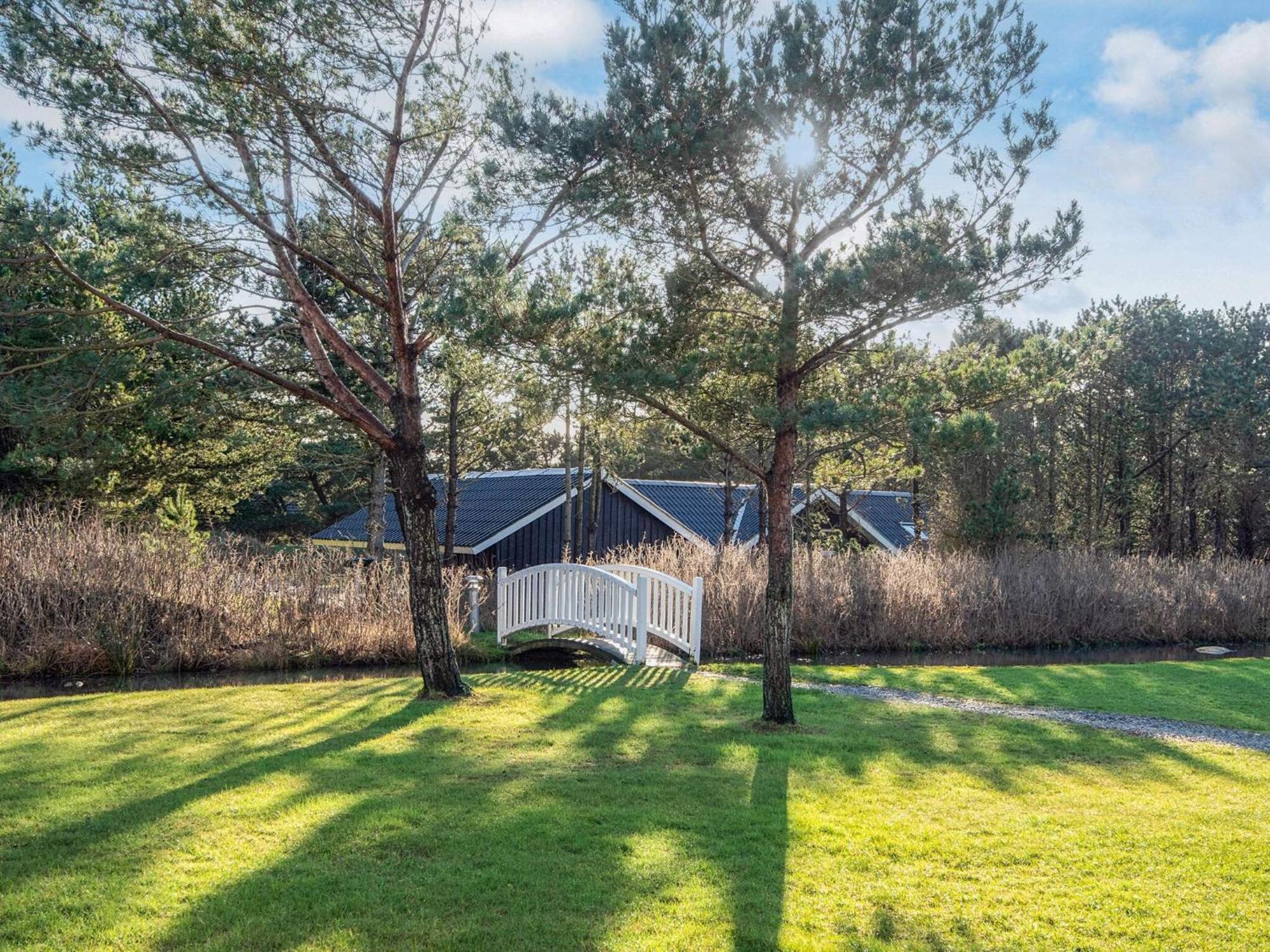 6 Person Holiday Home In Bl Vand ブラーバンド エクステリア 写真